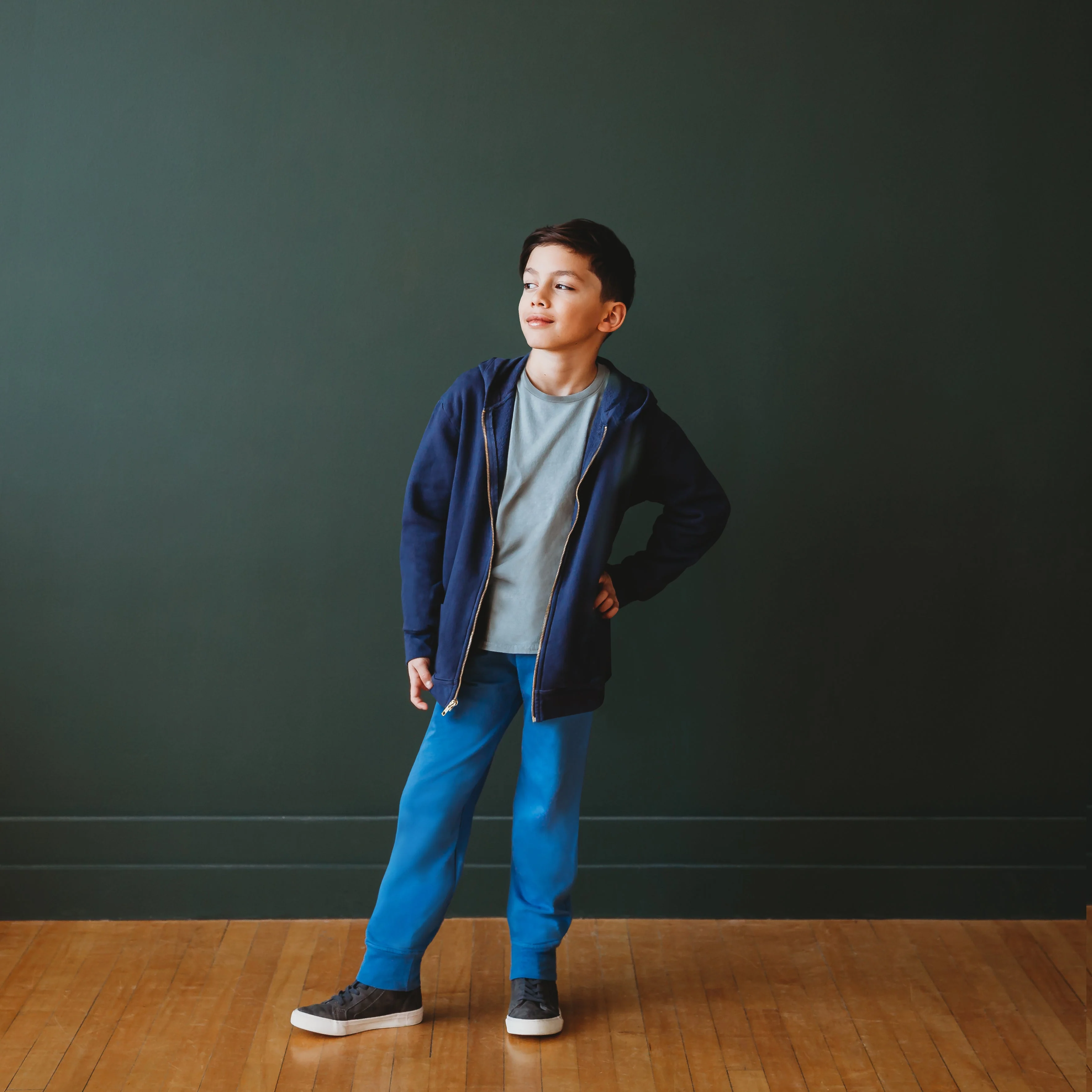 Boys and Girls Lightweight Soft Cotton Fleece Pocket Jogger | White - Drispect